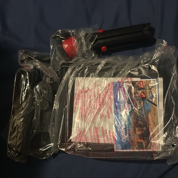 Binoculars - Picture 4 of 5